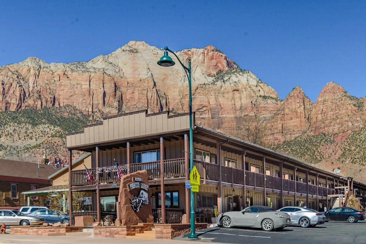 Pioneer Lodge Zion National Park-Springdale Buitenkant foto