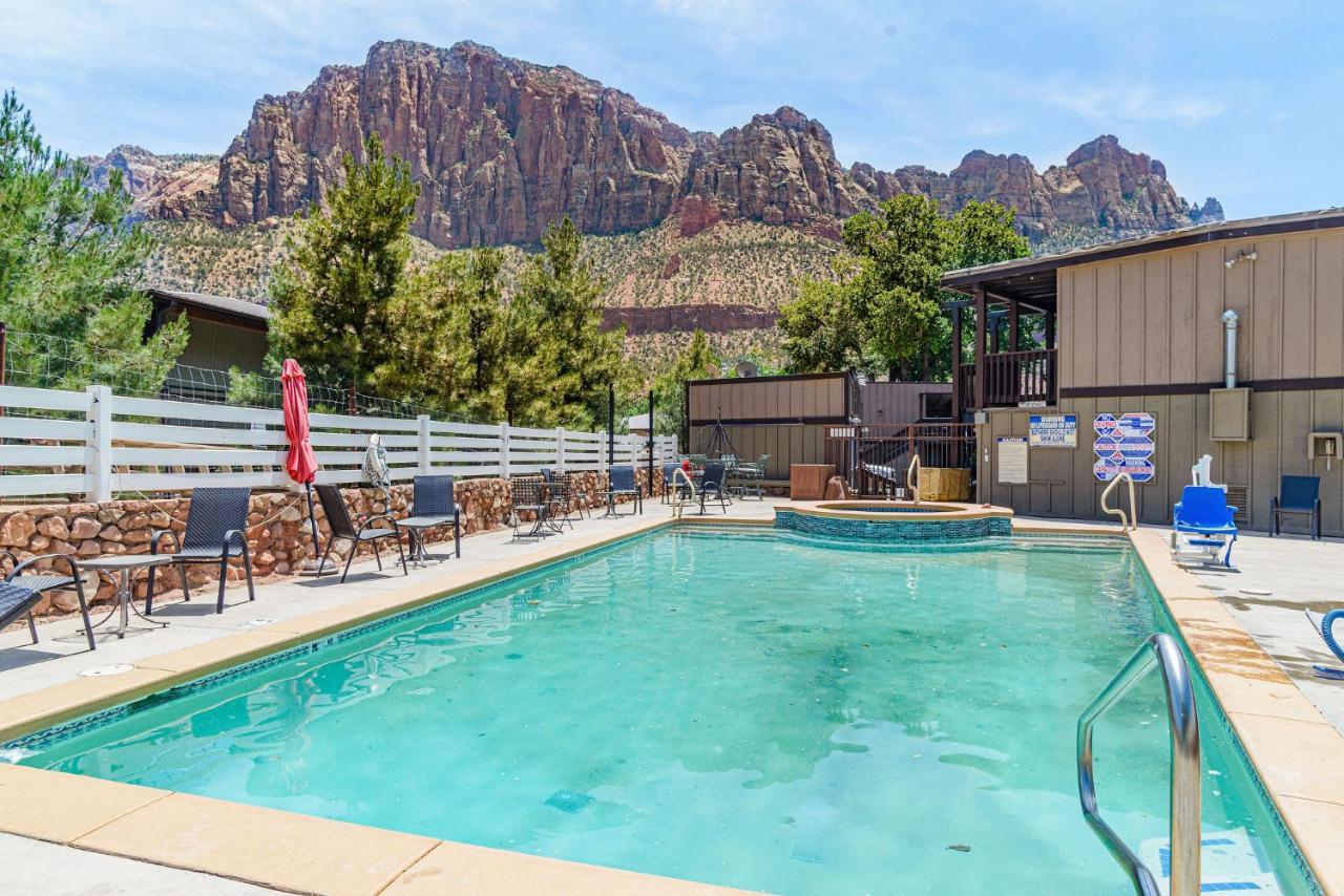 Pioneer Lodge Zion National Park-Springdale Buitenkant foto