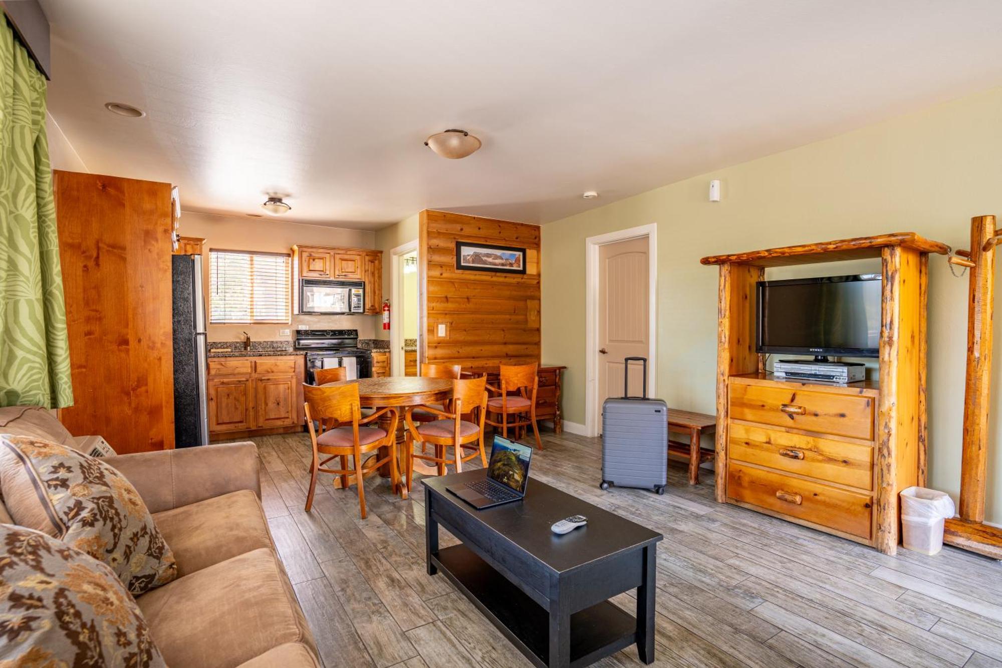 Pioneer Lodge Zion National Park-Springdale Buitenkant foto